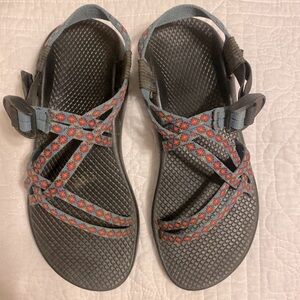 Chaco size 8 women’s sandals